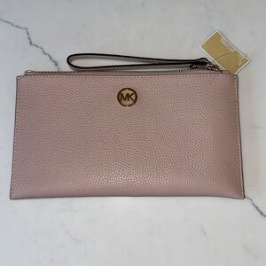 Michael Kors Blush Wrislet NWT